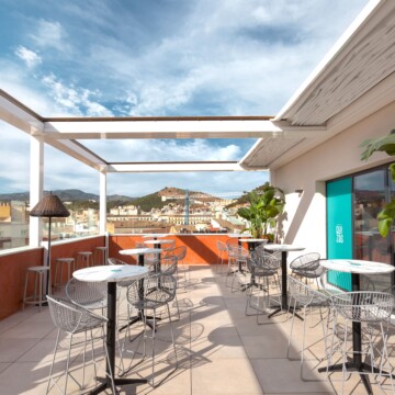 🍸 Rooftop Bar for Events in Malaga - La Terraza del Quizás