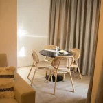 Apartamento de un dormitorio - Iluminacion de la mesa